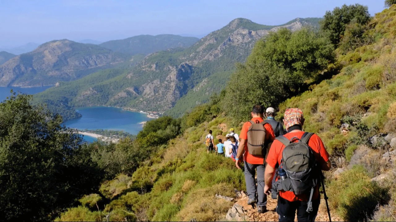 Guide de la Voie Lycienne : Le Trekking le plus Spectaculaire de Turquie