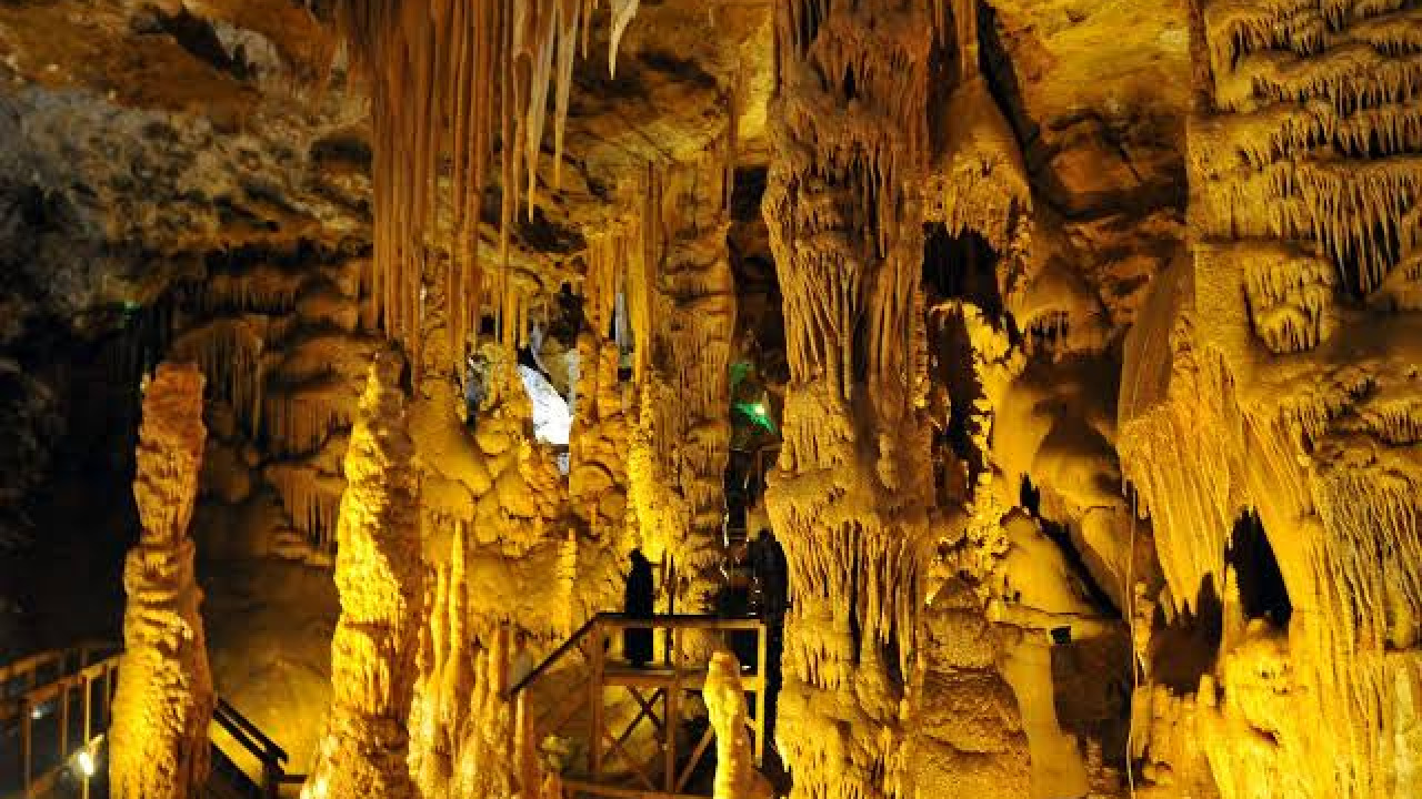 Visiter Bayburt : Guide entre Histoire, Nature et Légendes de Dede Korkut