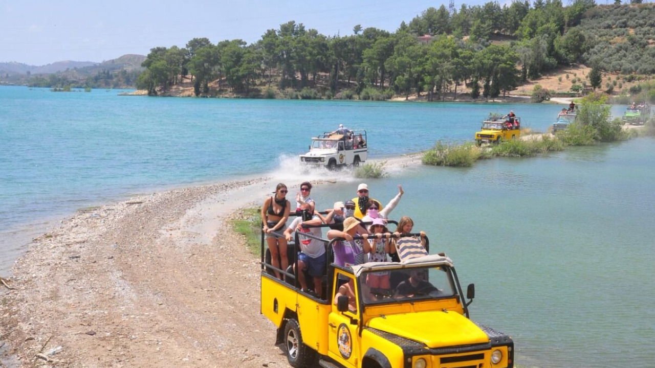 Fethiye Jeep Safari Guide: Routes and Best Season