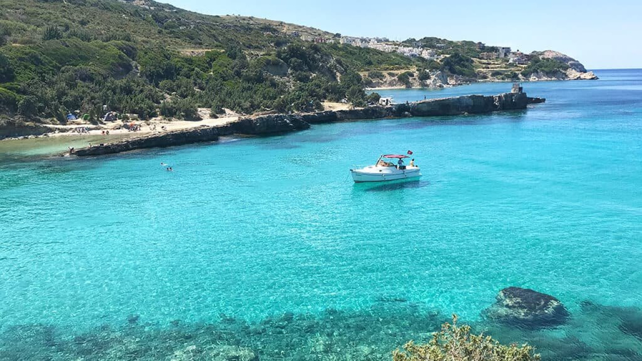 Karaburun Travel Guide: Sarpıncık Lighthouse and the Peninsula's Hidden Bays