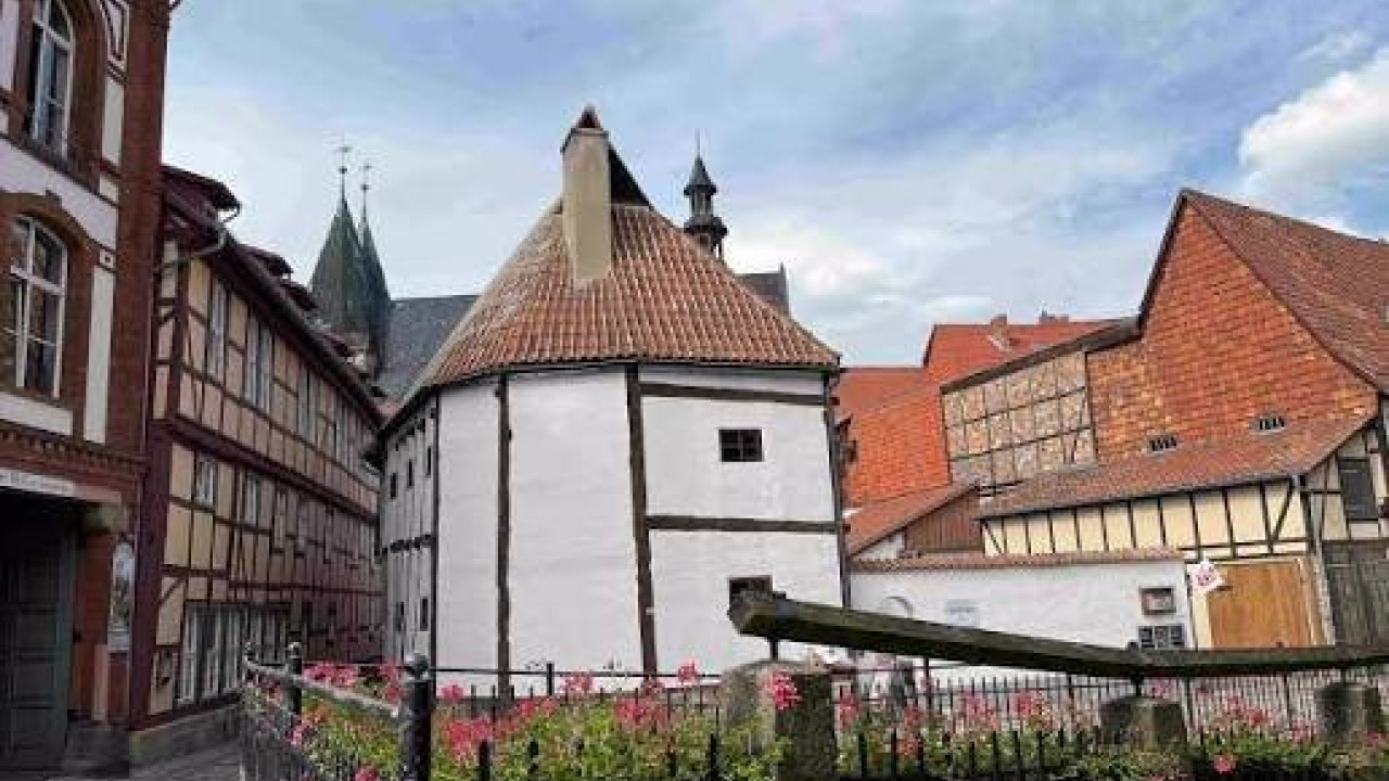 Quedlinburg Travel Guide: Two Days in a Half-Timbered (Fachwerk) Town