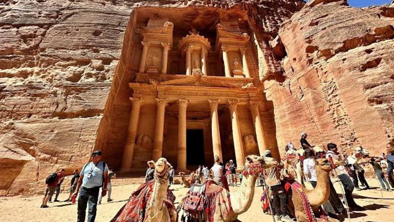 The Umayyad Palaces and Jordan Desert Castles Route: Architectural Wonders of the Eastern Desert