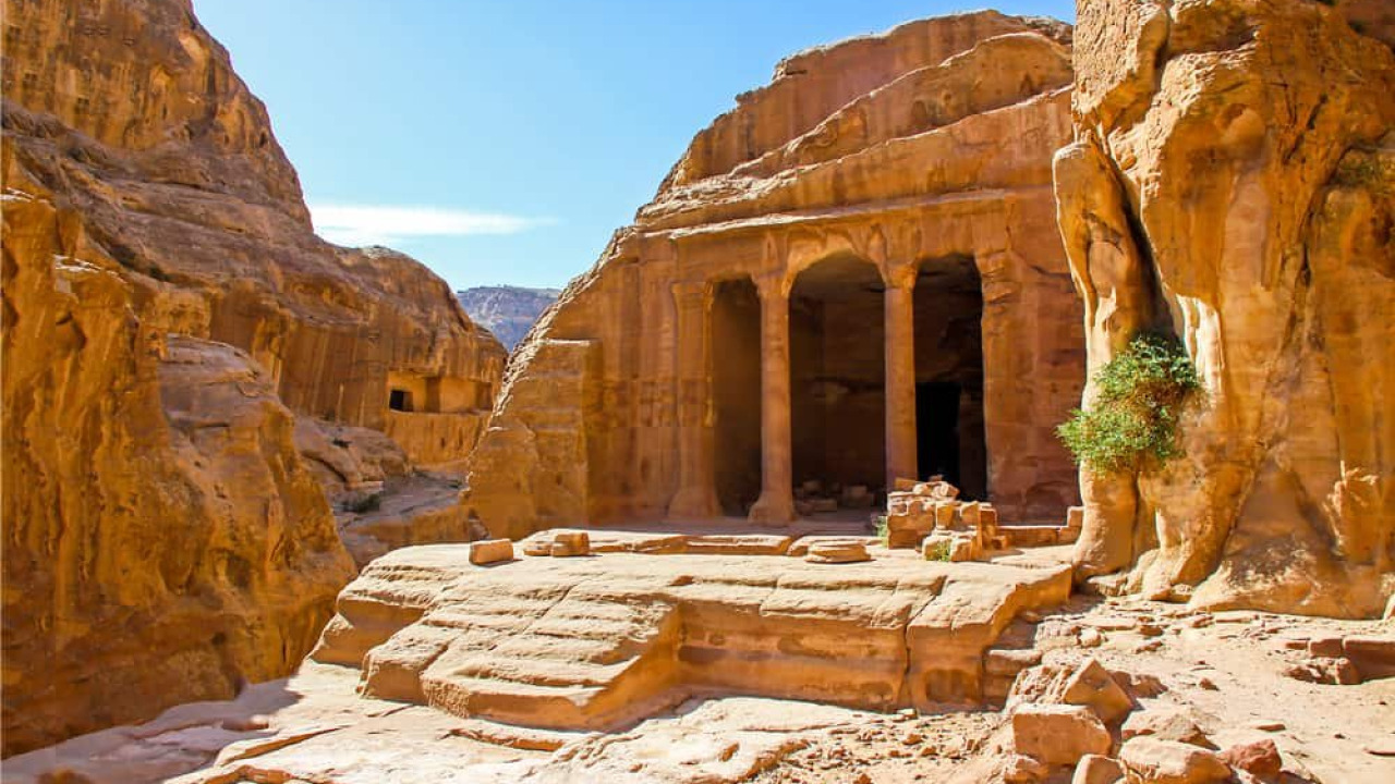 Rihab Village Jordan Guide: Byzantine Churches and the Oldest Church Debate