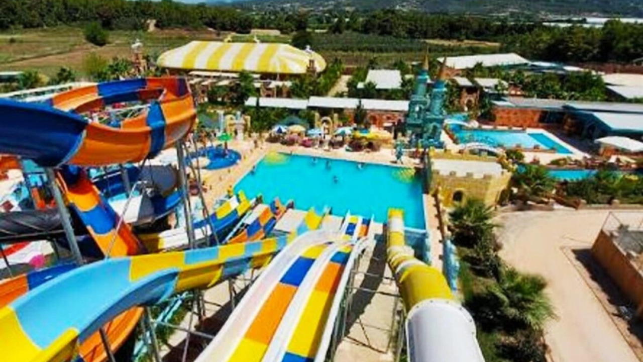 Splash Into Adventure: The Ultimate Manavgat Water Park & Family Guide