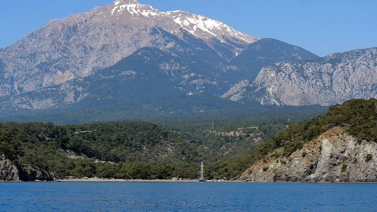 Kemer 自然与冒险路线指南：1-4天 Göynük峡谷、Tahtalı缆车及丛林探险行程规划