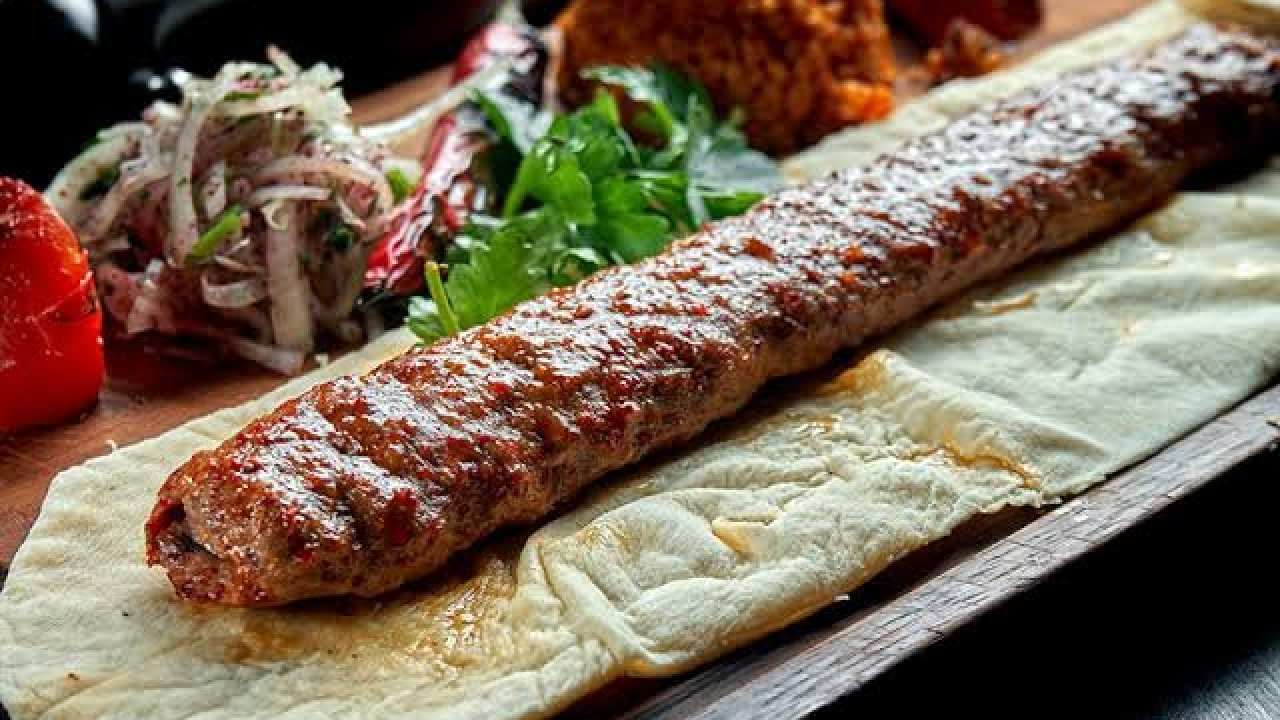 Şanlıurfa'da Ne Yenir? Ciğer, Zırh Kebabı ve Üzlemeli Pilav