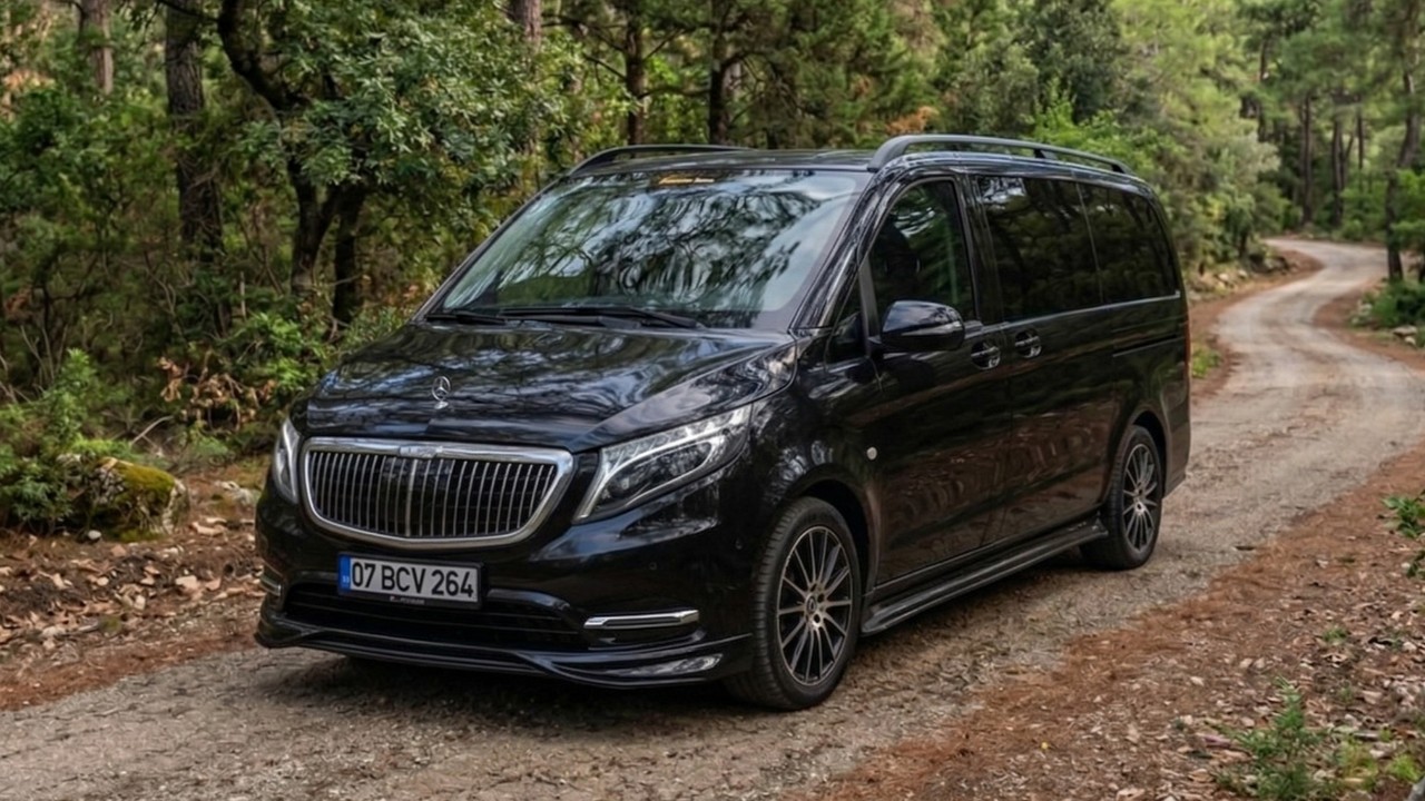 Transfer VIP Maybach d'Antalya Airport (AYT) vers Göynük jusqu'à 4 personnes