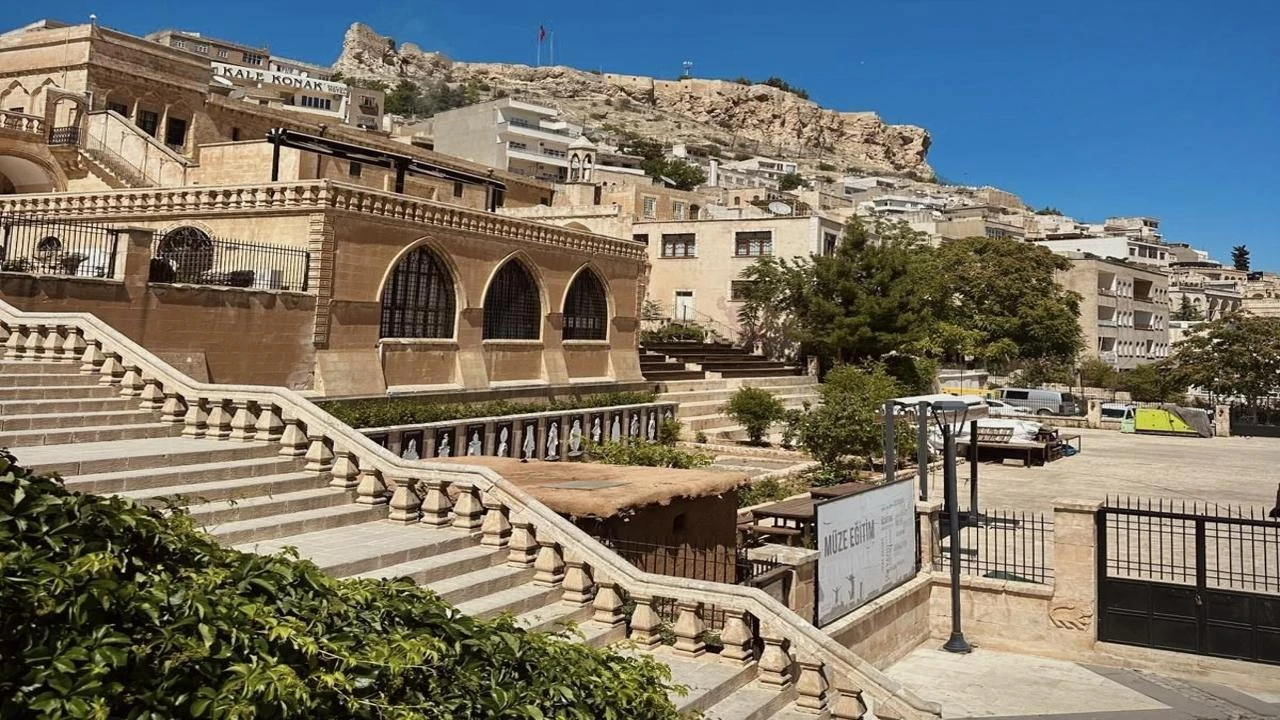 Mardin Tour 1 Night 2 Days from Van