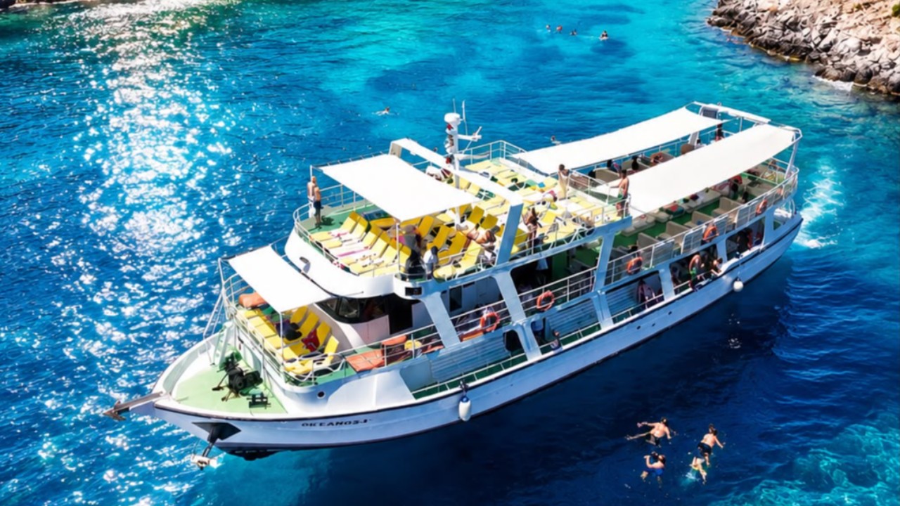 Cesme: Day Trip Boat Tour (Lunch Included)