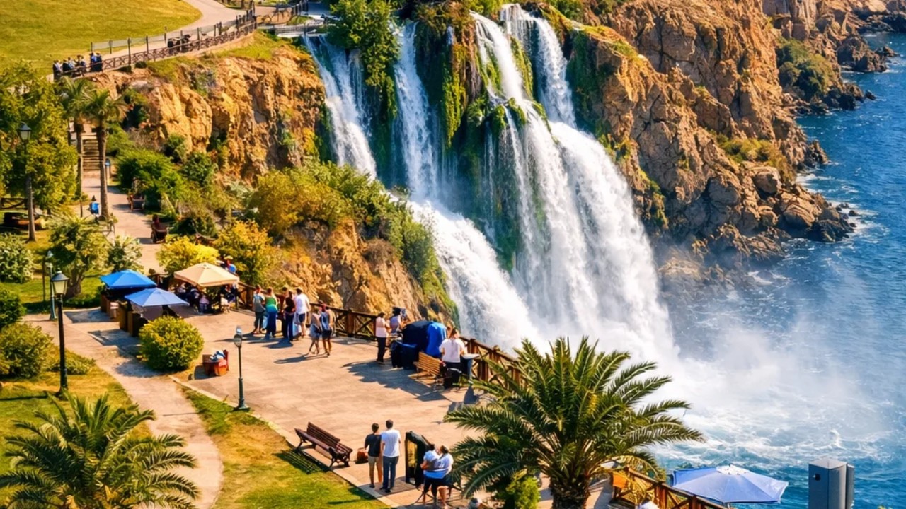 Kemer Çıkışlı Antalya Kaleiçi ve Eski Liman Tarih Turu