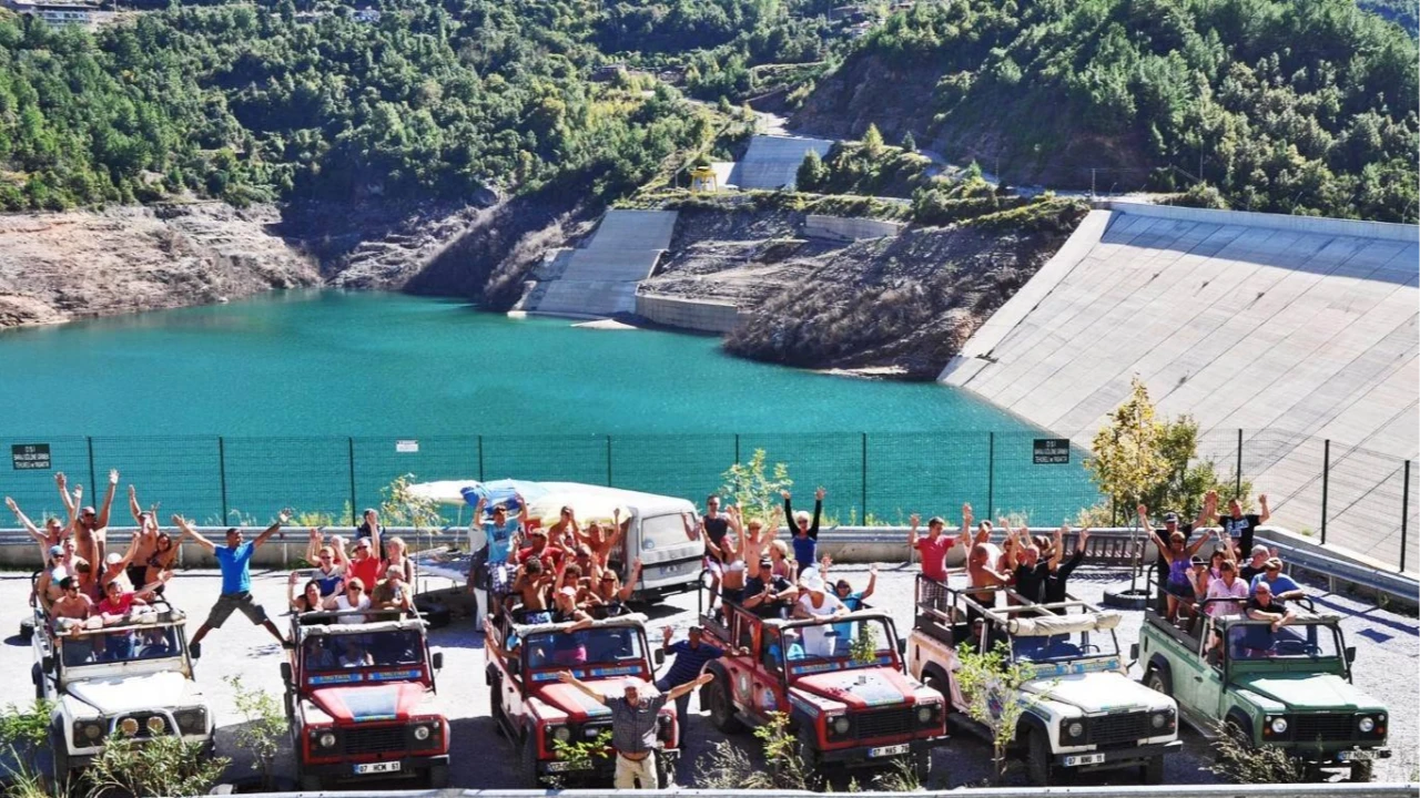 Giro in Jeep Safari ad Alanya