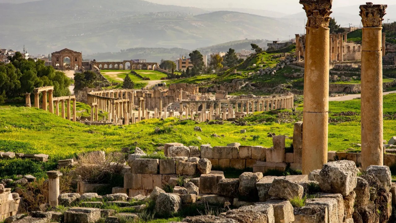 Amman Privater Stadtrundgang – Zitadelle, Römisches Theater und König-Abdullah-Moschee