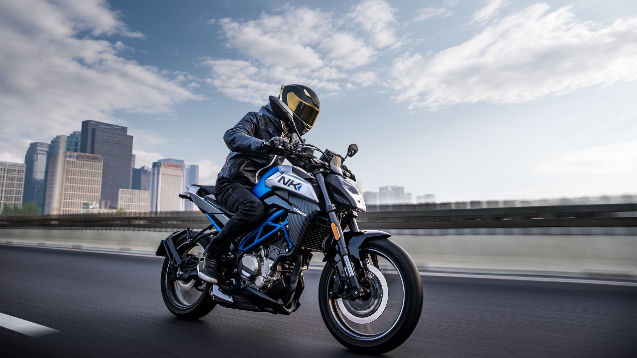 Antalya: Motorcycle Rental – CF Moto 250 NK