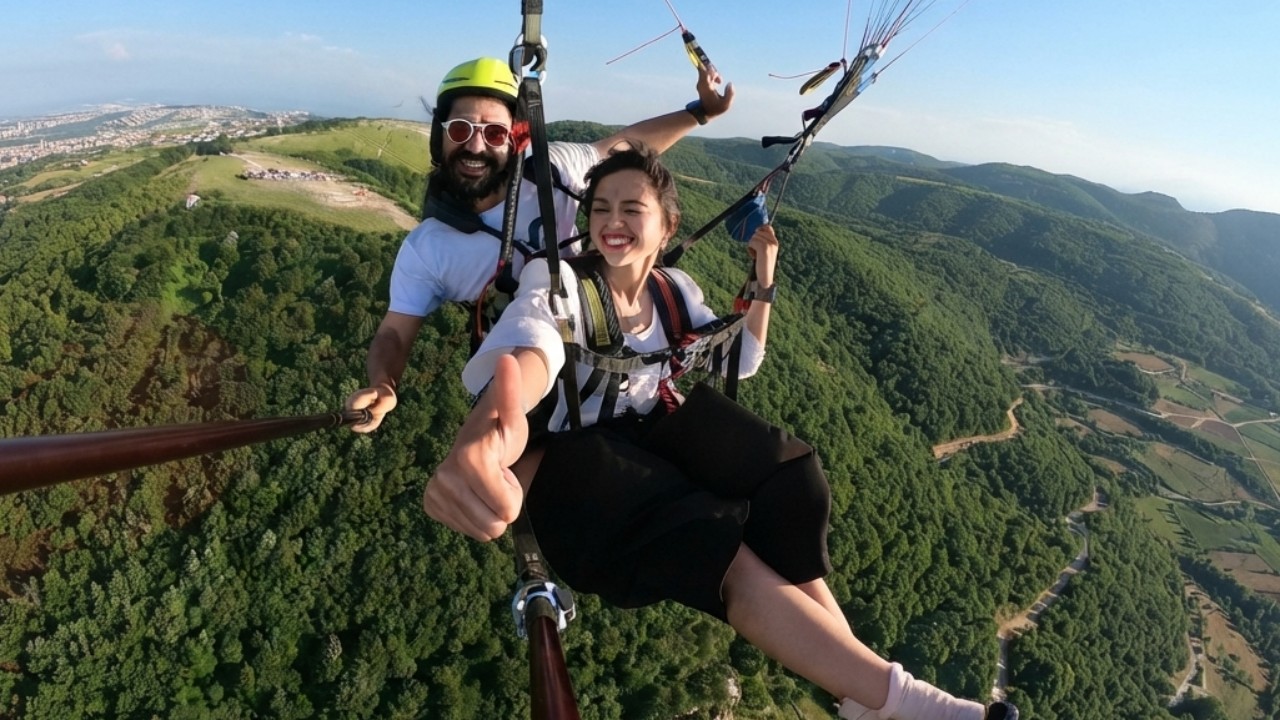 Sakarya: Parapente en tandem au départ d'Istanbul (transfert inclus)